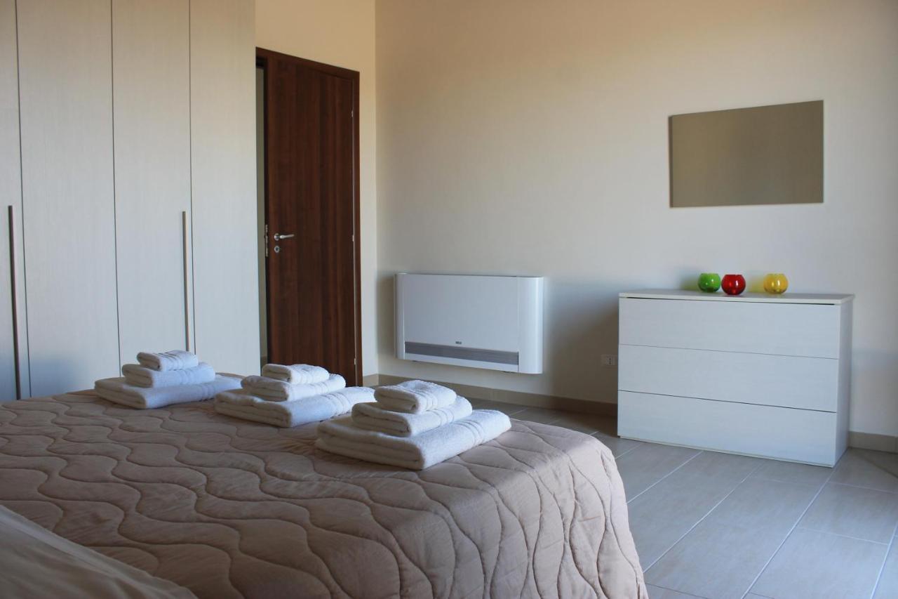 Terradimare Apartment ตราปานี ภายนอก รูปภาพ