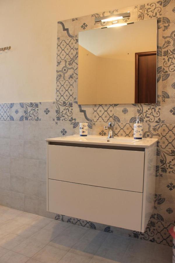 Terradimare Apartment ตราปานี ภายนอก รูปภาพ